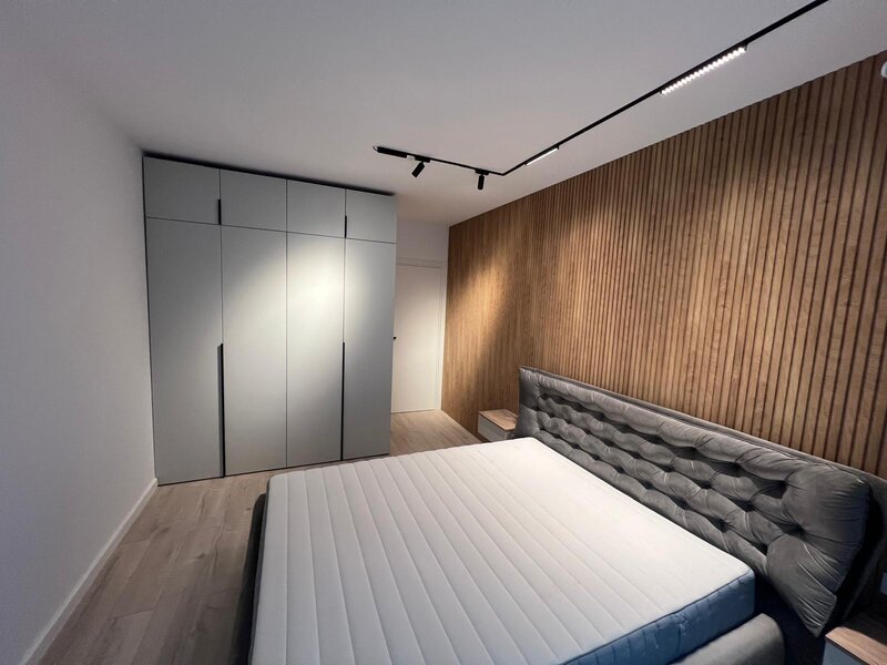 Baneasa, Sos. Ghe Ionescu Sisesti 92-96,